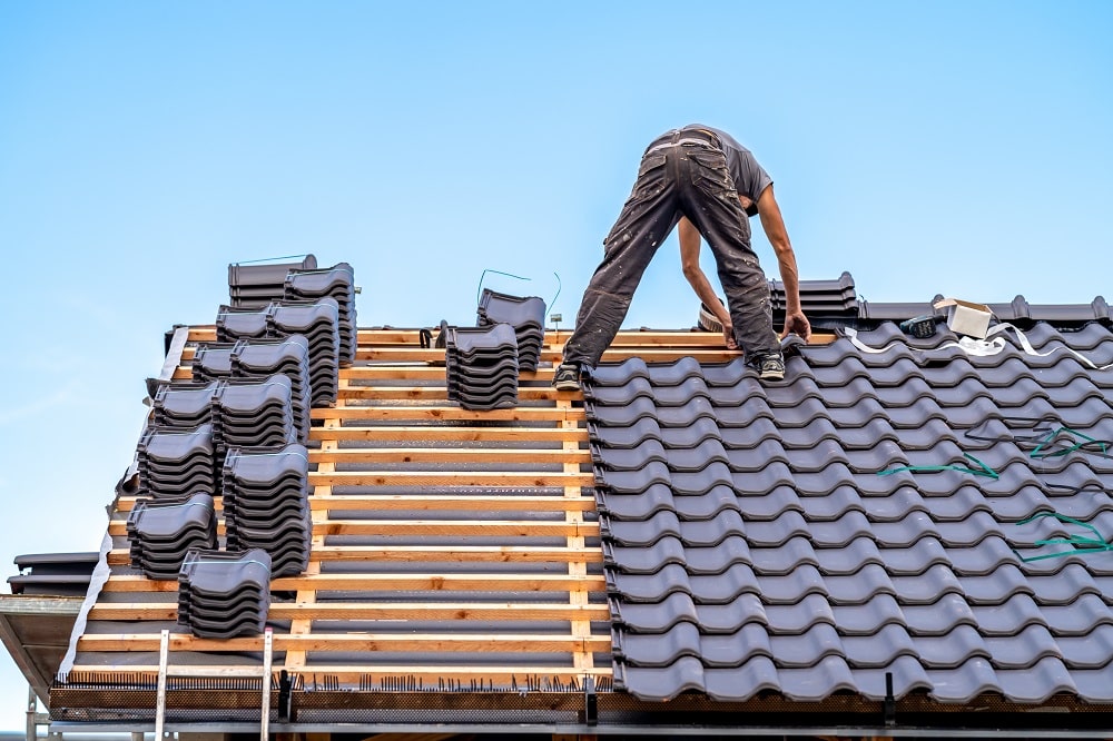 ceramic roof covering, construction of a new roof of a family house.